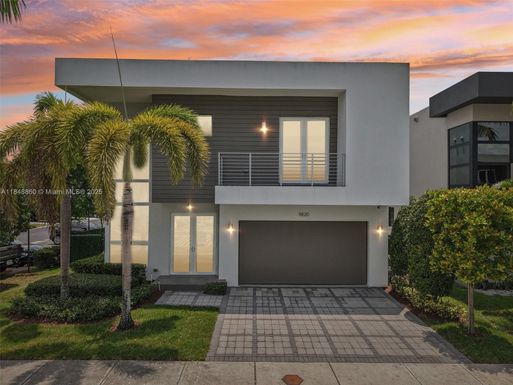 9820 NW 75th St, Doral FL 33178