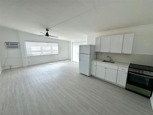 104 Commercial Blvd # 4, Lauderdale By The Sea FL 33308