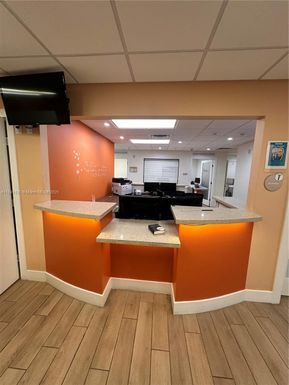 4980 W 10th Ave # 203, Hialeah FL 33012