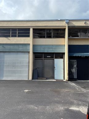 18563 SW 104th Ave # 2C, Cutler Bay FL 33157