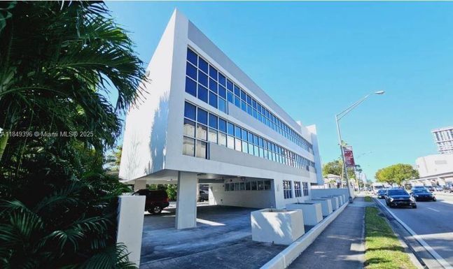 2424 S Dixie Hwy, Miami FL 33133