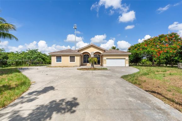 34800 SW 212th Ave, Homestead FL 33034