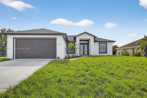 1020 Chapel Ave, Lehigh Acres FL 33971