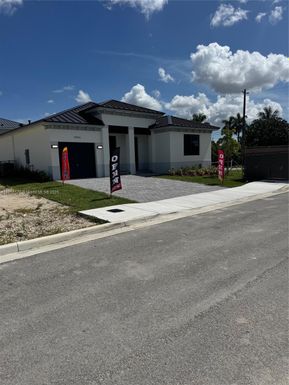 18901 SW 316th Ter, Homestead FL 33030
