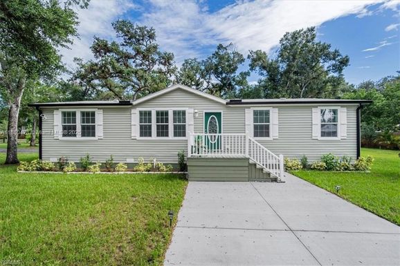 512 E Oklahoma, La Belle FL 33935