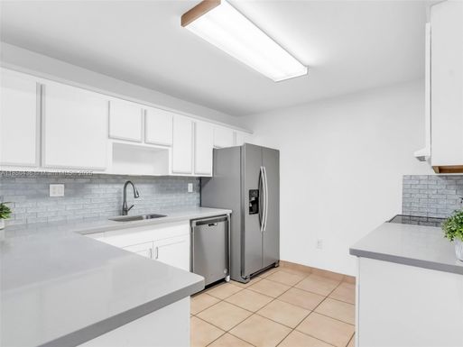 8102 SW 81st Ter, Miami FL 33143