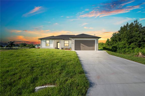 3723 6th ST SW, Lehigh Acres FL 33976