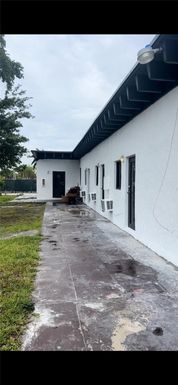 1427 NW 2nd Ave, Florida City FL 33034