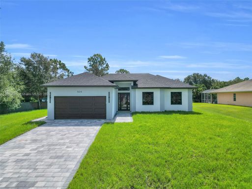 504 HENRY AVE, Lehigh Acres FL 33972