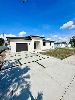 14980 BUCHANAN ST, Unincorporated Dade County FL 33176
