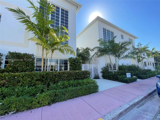 8035 ABBOTT AV, Miami Beach FL 33141