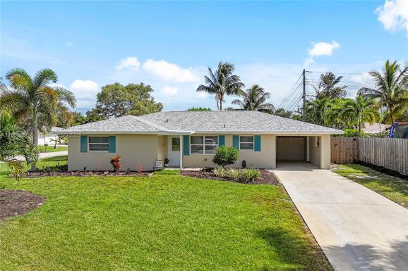 110 E Windsor Rd E, Jupiter FL 33469