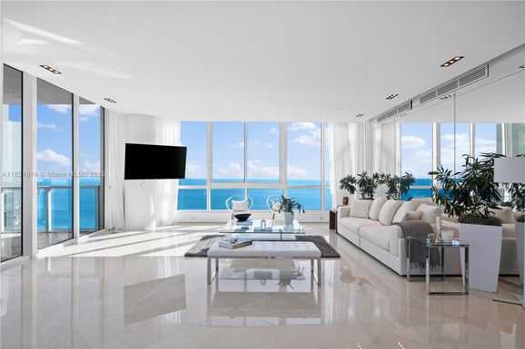100 S Pointe Dr # 3207, Miami Beach FL 33139