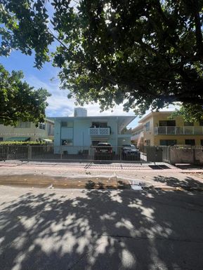 644 Meridian Ave # 12, Miami Beach FL 33139
