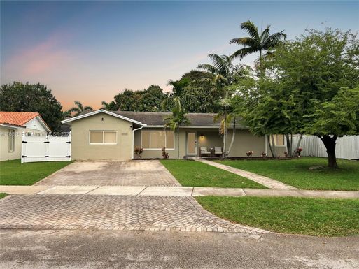10931 SW 161st St, Miami FL 33157