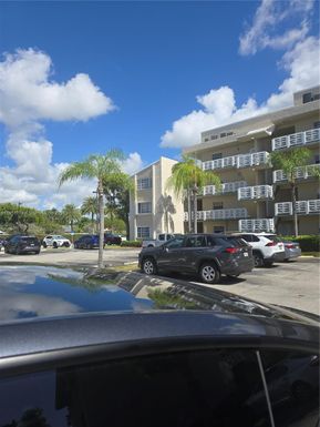 21121 SW 85th Ave # 105, Cutler Bay FL 33189