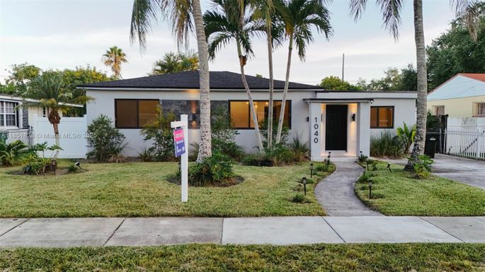 1040 NE 143rd St, North Miami FL 33161