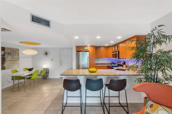 3004 NE 5th Ter # C, Wilton Manors FL 33334