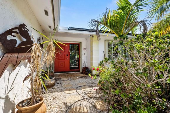 120 BARRACUDA DR, Other City - In The State Of Florida FL 33946