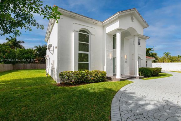 18400 SW 77th Ct # 0, Cutler Bay FL 33157