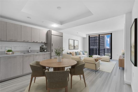 45 SW 9th St # 2204, Miami FL 33130