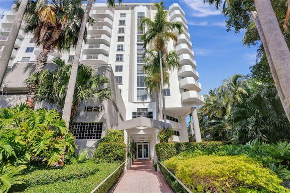 1621 Bay Rd # 606, Miami Beach FL 33139