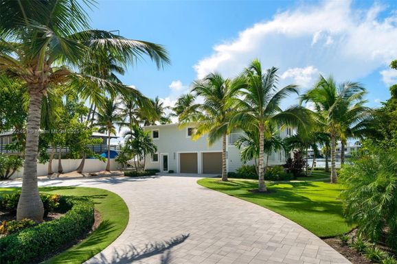 109 Sapodilla Dr, Islamorada FL 33036
