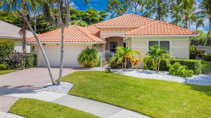 6529 Jog Estates Ln, Boynton Beach FL 33437