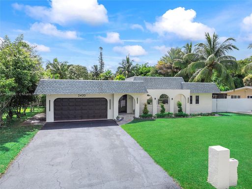 2420 SW 44th Ter, Fort Lauderdale FL 33317