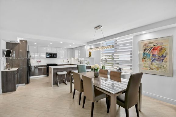 9250 W Bay Harbor Dr # 5A, Bay Harbor Islands FL 33154