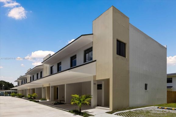 562 NW 7th St # 1, Florida City FL 33034