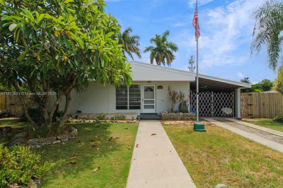 10250 Caribbean Blvd, Cutler Bay FL 33189