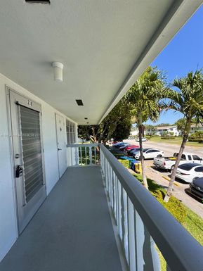218 Windsor J # 218, West Palm Beach FL 33417