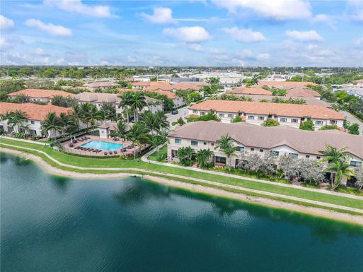 4216 N Dixie Hwy # 60, Oakland Park FL 33334