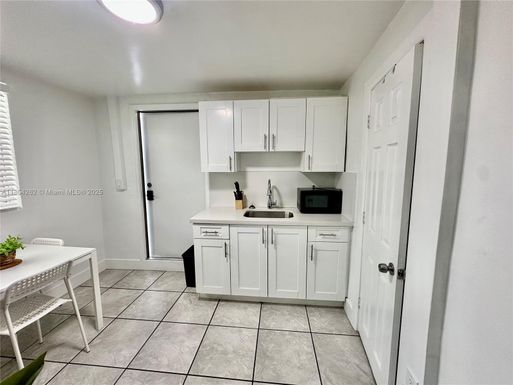 5010 NW 2nd Ave # 5, Miami FL 33127