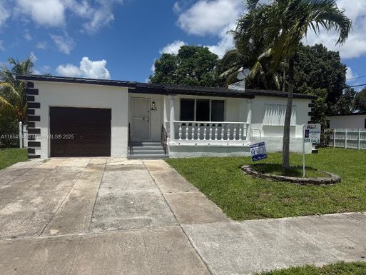 901 NW 149th Ter, Miami FL 33168
