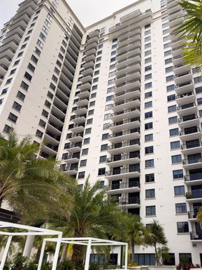 999 SW 1st Ave # 1611, Miami FL 33130