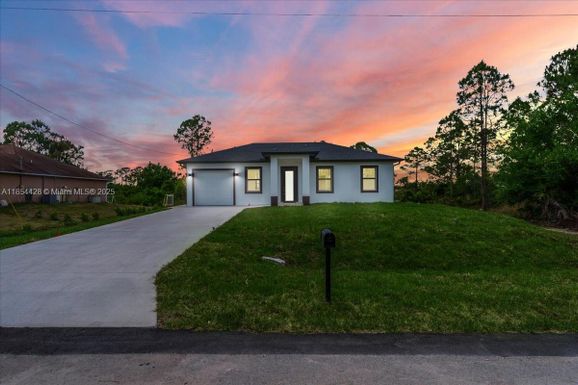 1262 BOWLES AVE, Lehigh Acres FL 33913