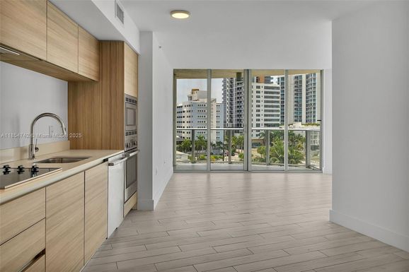 6620 Indian Creek Dr # 704, Miami Beach FL 33141