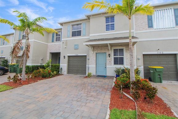 789 SE 16th Ct, Homestead FL 33034