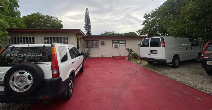 8355 NW 32nd Ave, Miami FL 33147