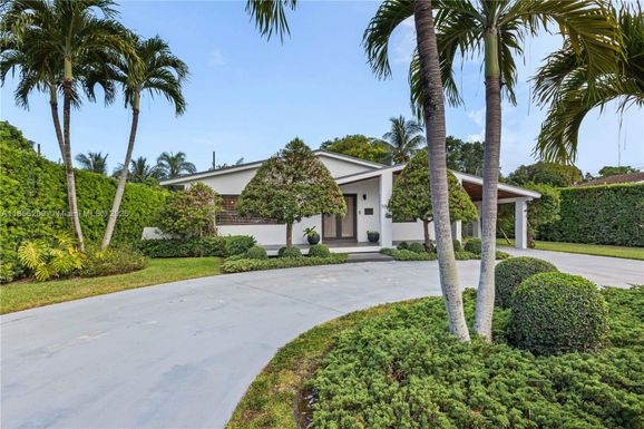 5830 SW 45th Ter, Miami FL 33155