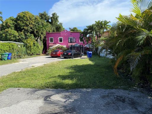 2134 SW 11th St, Miami FL 33135