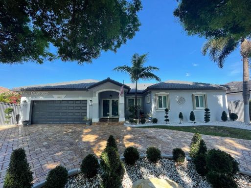 15957 NW 77th Pl # 0, Miami Lakes FL 33016