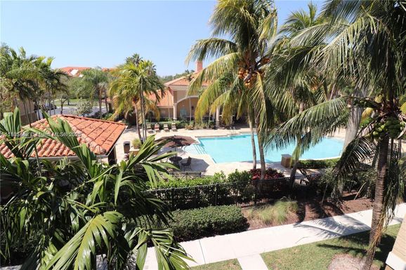 11700 SW 2nd St # 13305, Pembroke Pines FL 33025