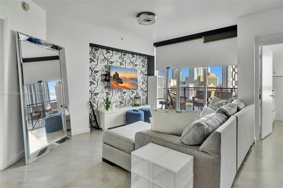 350 S Miami Ave # 1703, Miami FL 33130