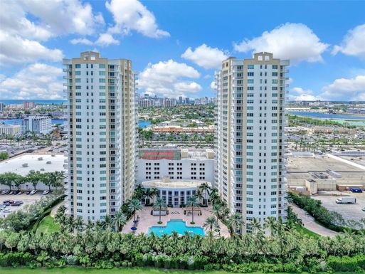1745 E Hallandale Beach Blvd # 303W, Hallandale Beach FL 33009