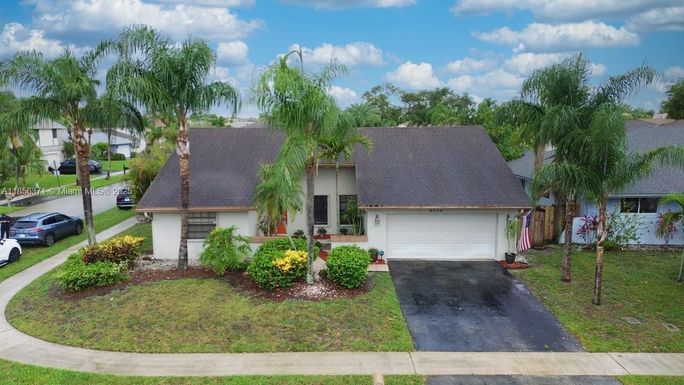 9300 NW 32nd Manor St, Sunrise FL 33351