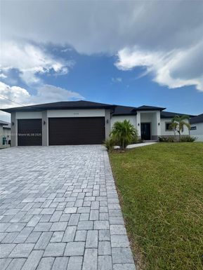 4304 NW 27th LN, Cape Coral FL 33993