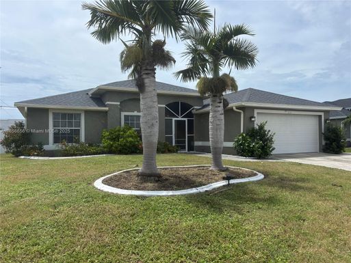 4118 SW 8TH CT, Cape Coral FL 33914